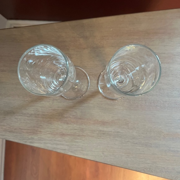 Set of 2 twisted stem champagne flutes; Like new - Picture 2 of 6